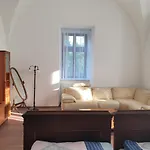 Zamecka Zahrada-apartmany Chlum u Trebone