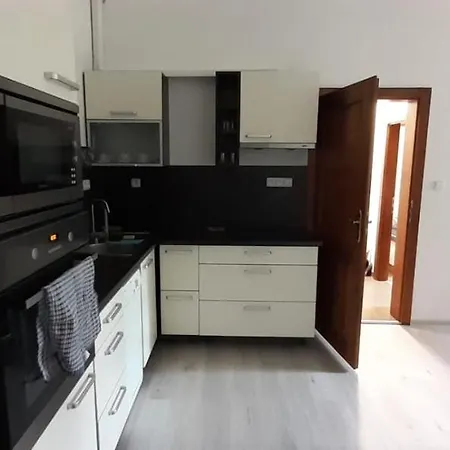 Zámecká Zahrada-apartmány Chlum u Trebone