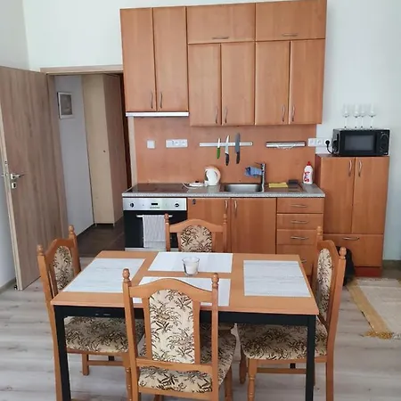 Zámecká Zahrada-apartmány *