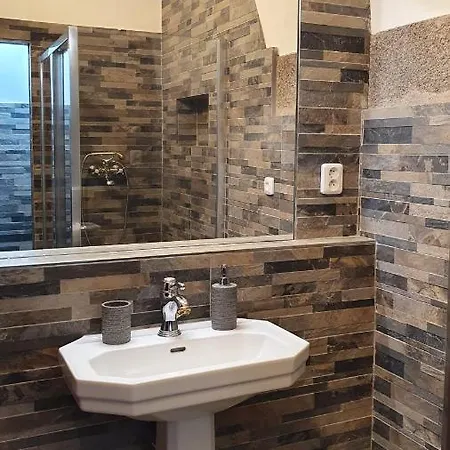 Zámecká Zahrada-apartmány * Chlum u Trebone