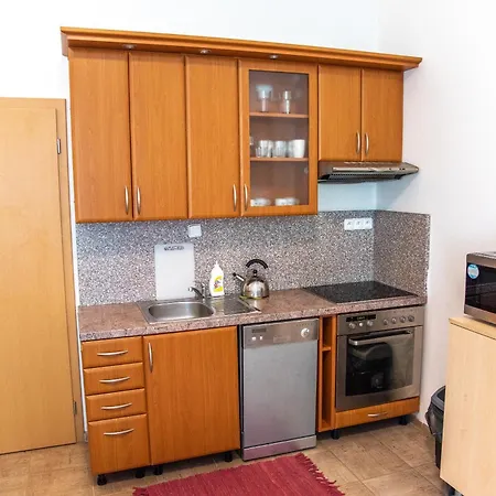 Zamecka Zahrada-apartmany Chlum u Trebone