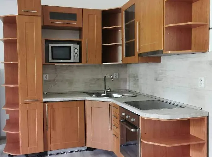 דירה Zamecka Zahrada-apartmany כלום או טז'בונה