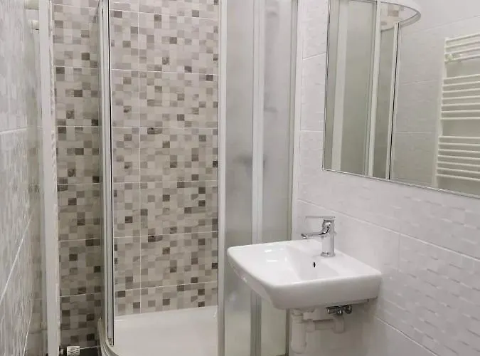 דירה Zamecka Zahrada-apartmany כלום או טז'בונה