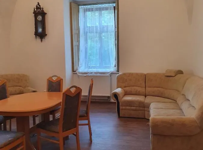 דירה Zamecka Zahrada-apartmany *